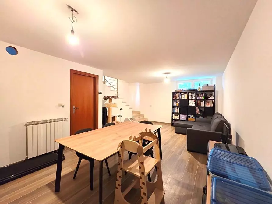 Immagine 18 di Villetta a schiera in vendita  a Lucca