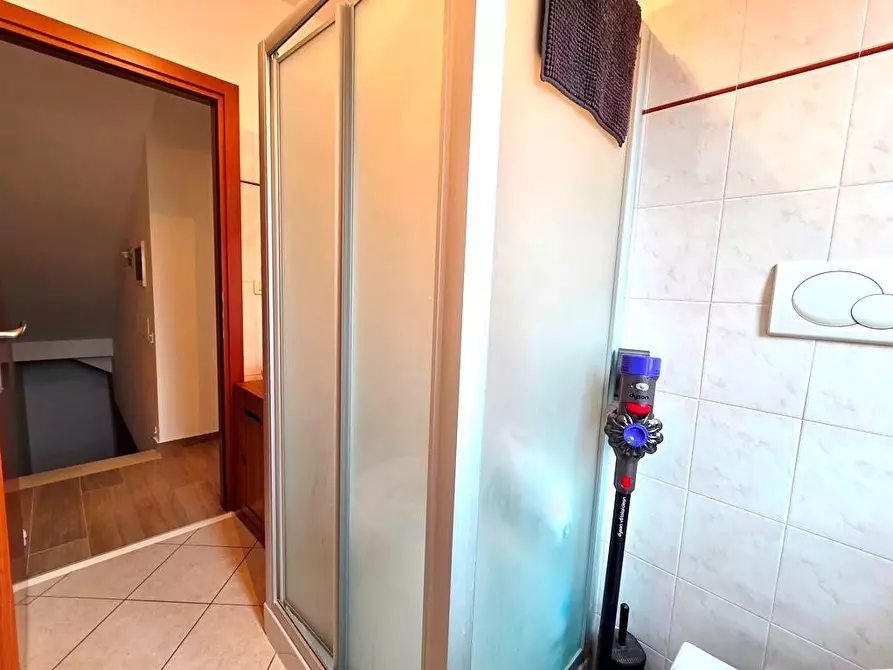 Immagine 13 di Villetta a schiera in vendita  a Lucca