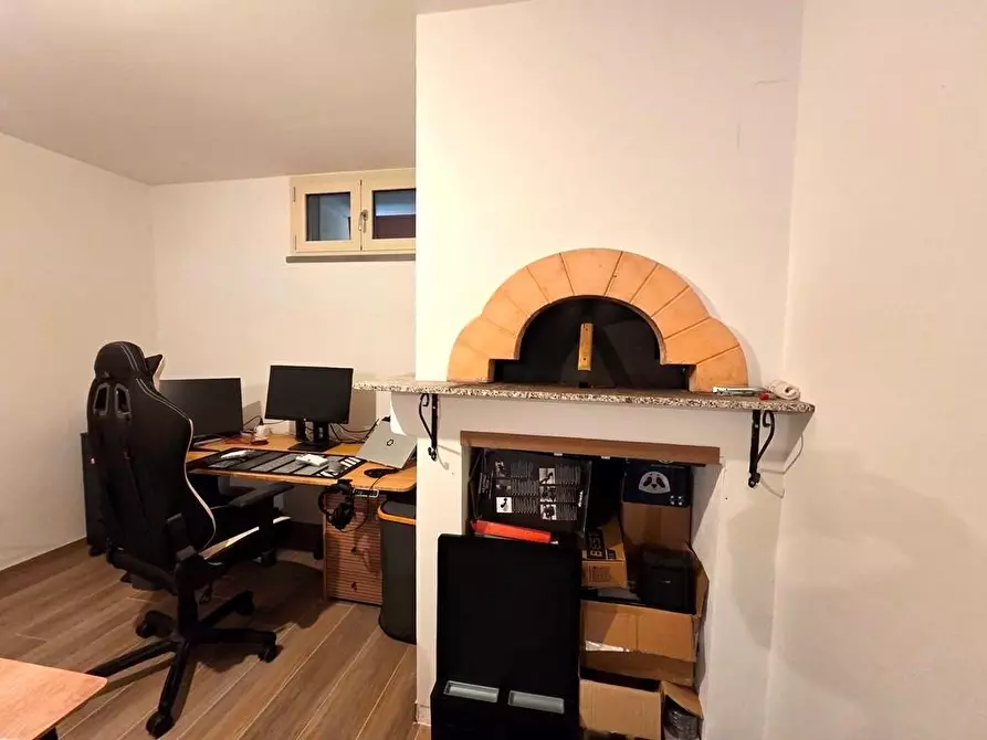 Immagine 19 di Villetta a schiera in vendita  a Lucca