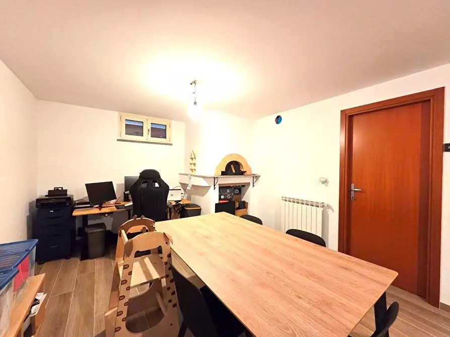 Immagine 20 di Villetta a schiera in vendita  a Lucca