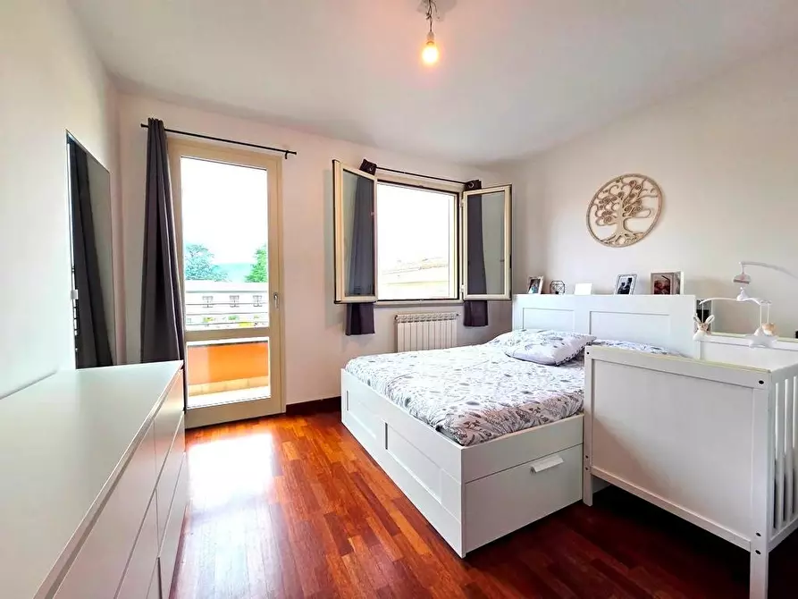 Immagine 22 di Villetta a schiera in vendita  a Lucca