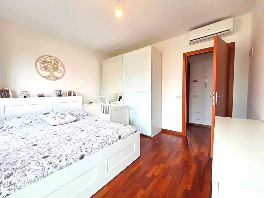 Immagine 23 di Villetta a schiera in vendita  a Lucca