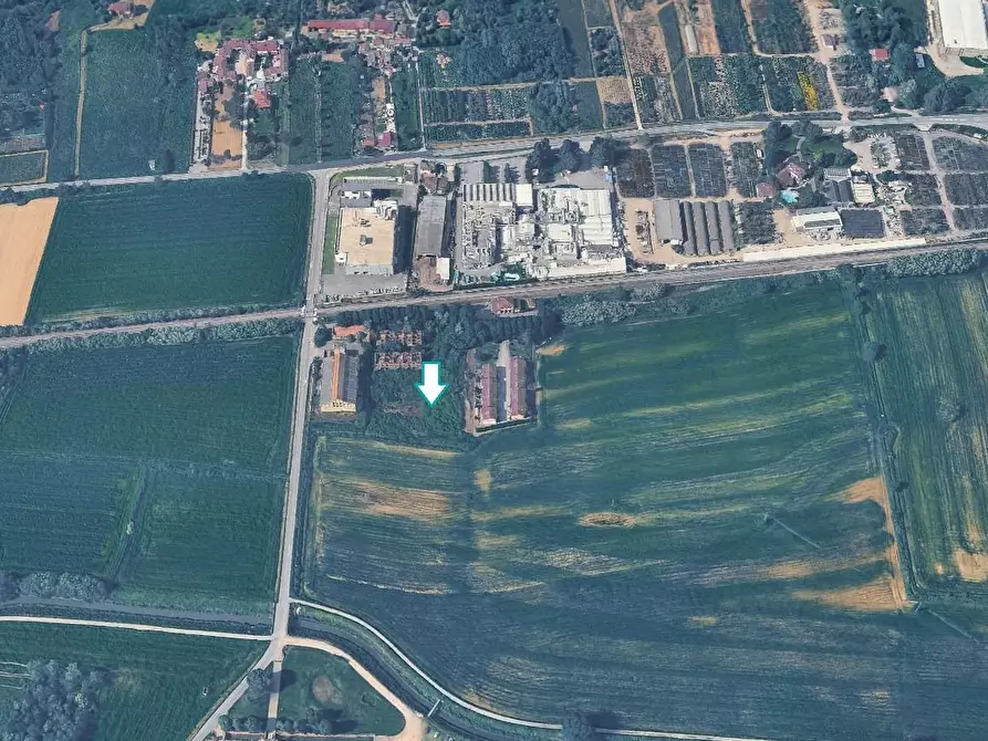 Immagine 1 di Terreno agricolo in vendita  a Chignolo Po