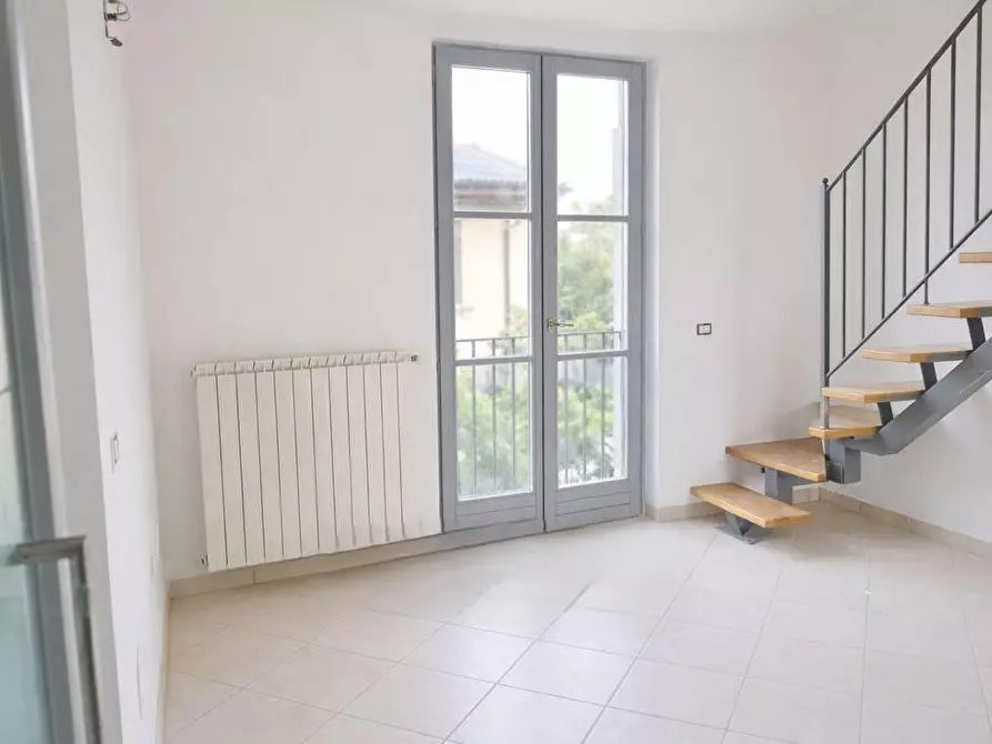 Immagine 9 di Appartamento in vendita  a Cascina