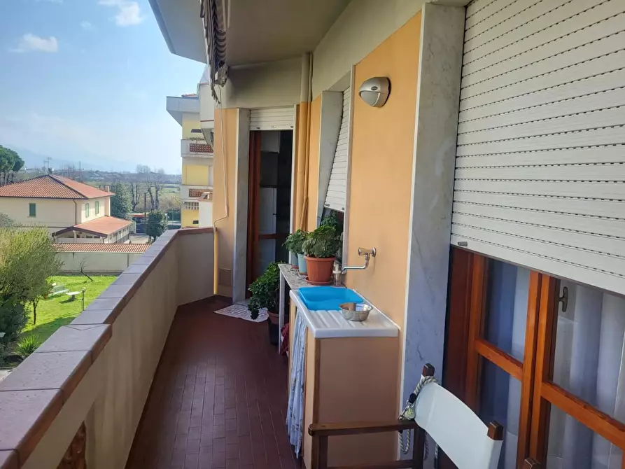 Immagine 31 di Appartamento in vendita  a Carrara