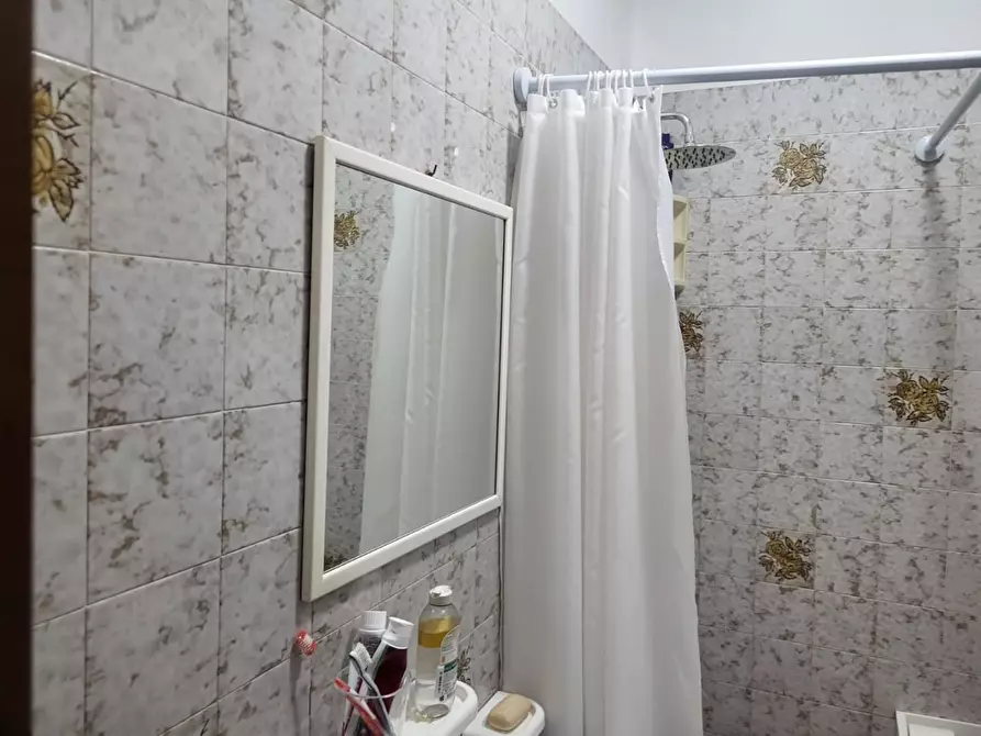 Immagine 23 di Appartamento in vendita  a Carrara