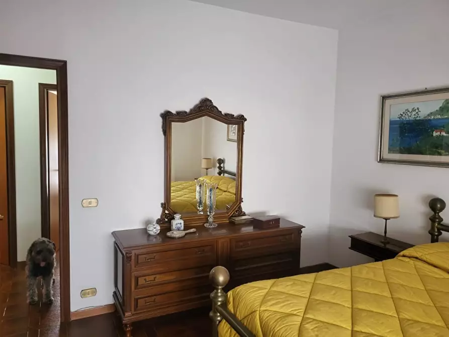 Immagine 12 di Appartamento in vendita  a Carrara