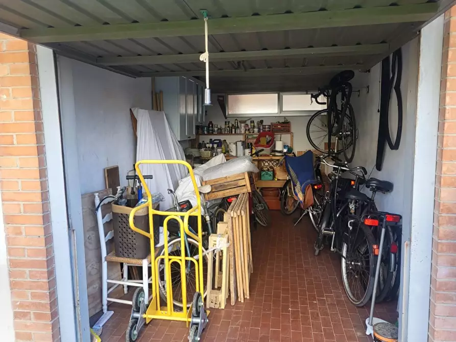 Immagine 35 di Appartamento in vendita  a Carrara