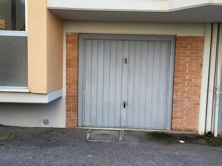 Immagine 38 di Appartamento in vendita  a Carrara