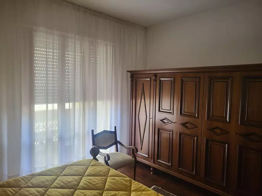 Immagine 13 di Appartamento in vendita  a Carrara