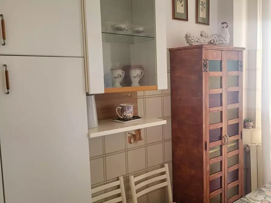 Immagine 4 di Appartamento in vendita  a Carrara