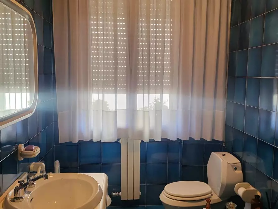 Immagine 26 di Appartamento in vendita  a Carrara