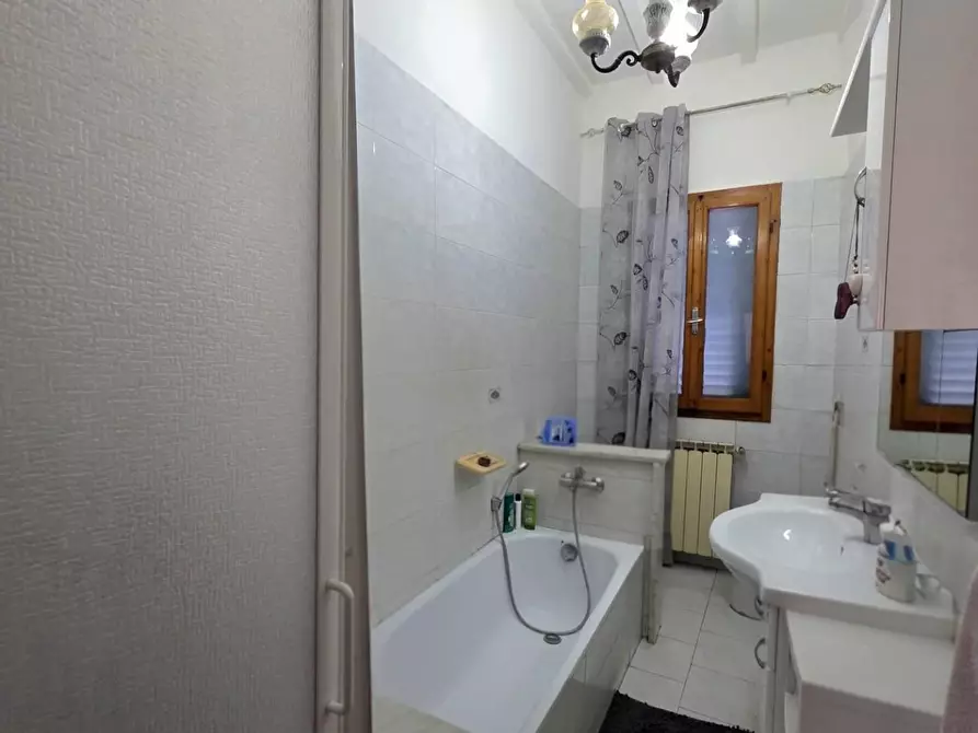 Immagine 7 di Appartamento in vendita  a Fucecchio