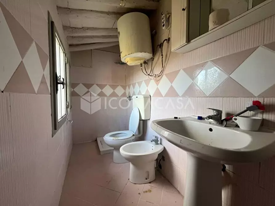 Immagine 19 di Appartamento in vendita  a Pontedera