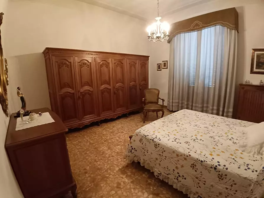 Immagine 15 di Villetta a schiera in vendita  a Empoli