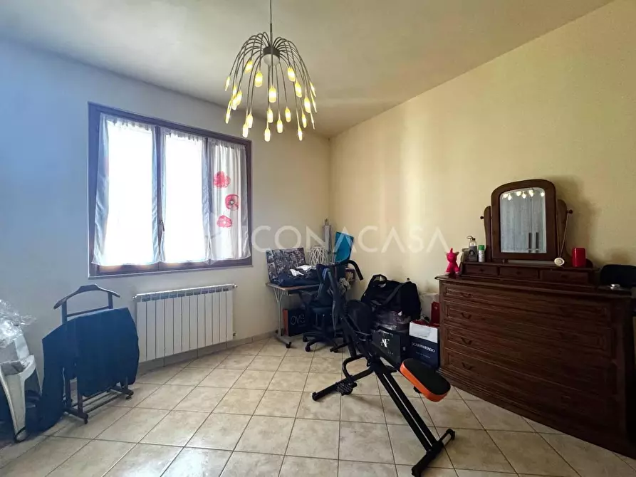 Immagine 37 di Appartamento in vendita  a Santa Maria A Monte