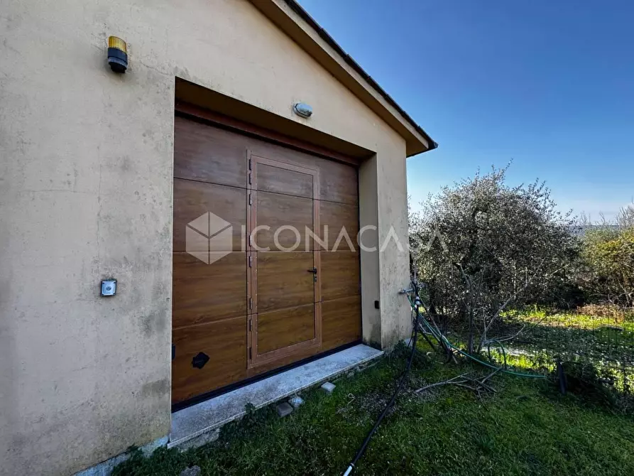 Immagine 2 di Appartamento in vendita  a Santa Maria A Monte