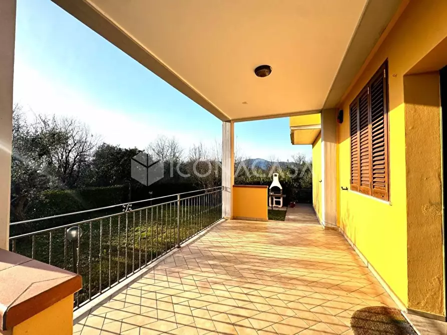 Immagine 8 di Appartamento in vendita  a Santa Maria A Monte