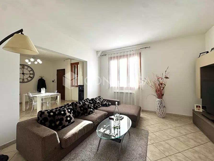 Immagine 29 di Appartamento in vendita  a Santa Maria A Monte