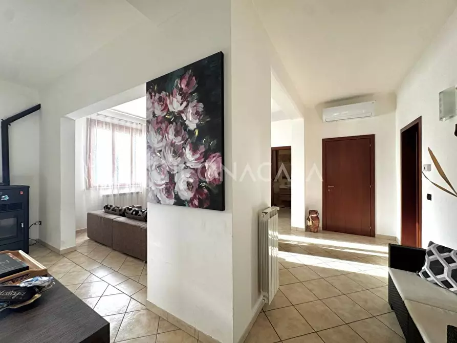 Immagine 31 di Appartamento in vendita  a Santa Maria A Monte