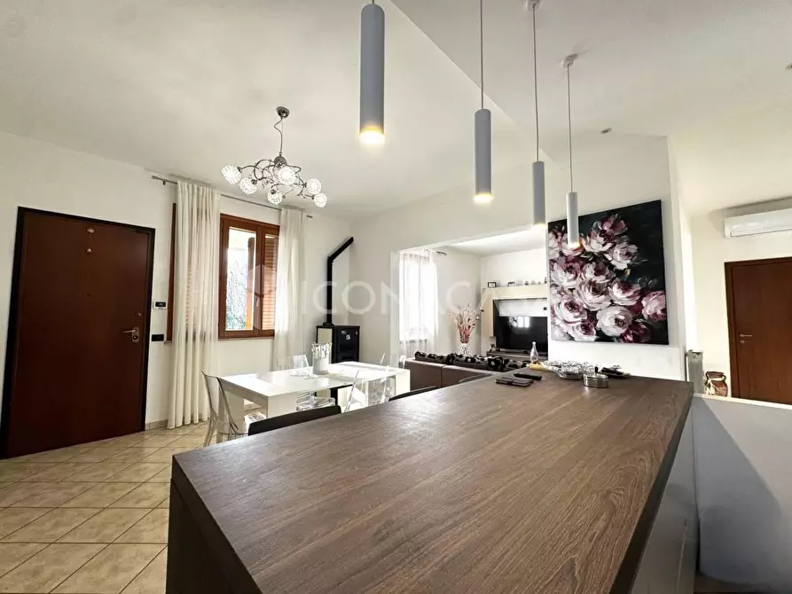 Immagine 34 di Appartamento in vendita  a Santa Maria A Monte