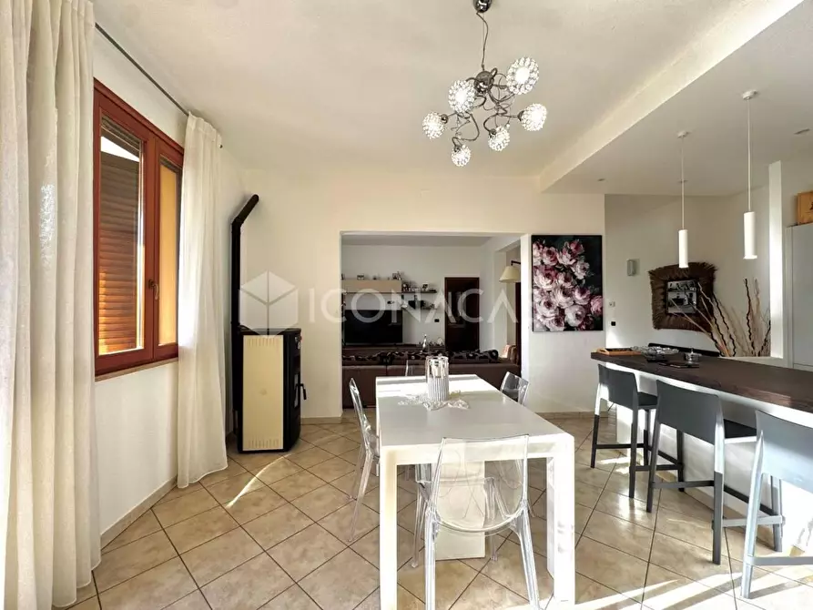 Immagine 36 di Appartamento in vendita  a Santa Maria A Monte