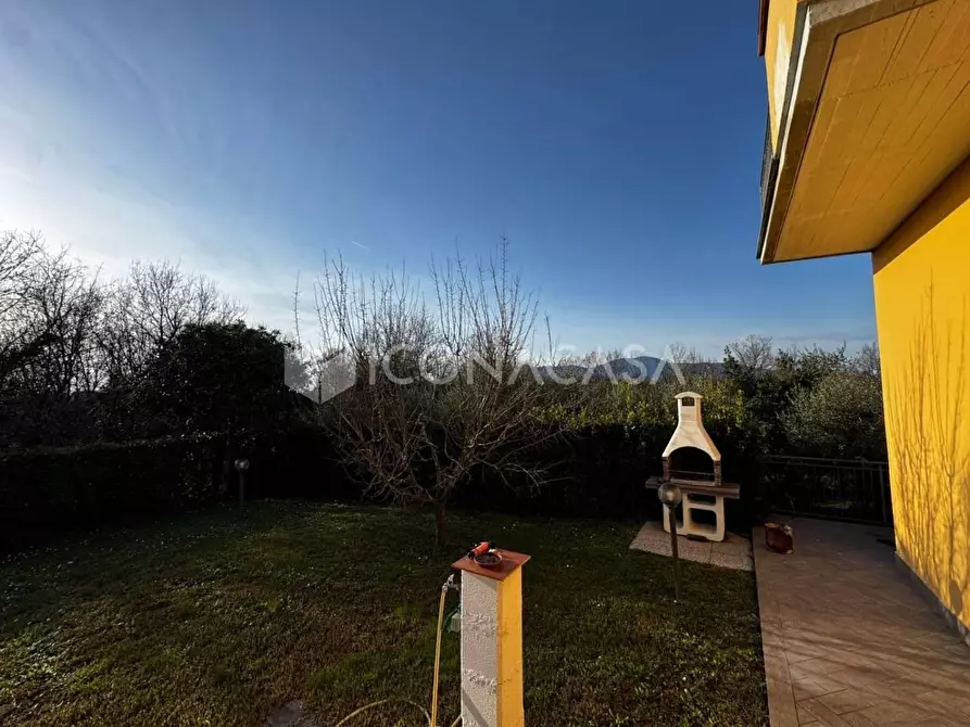 Immagine 11 di Appartamento in vendita  a Santa Maria A Monte