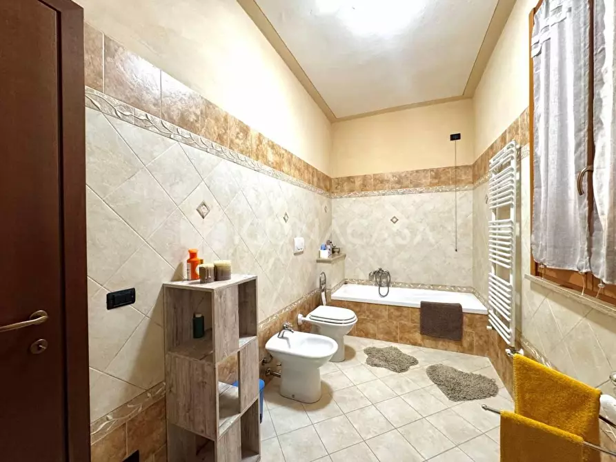 Immagine 18 di Appartamento in vendita  a Santa Maria A Monte