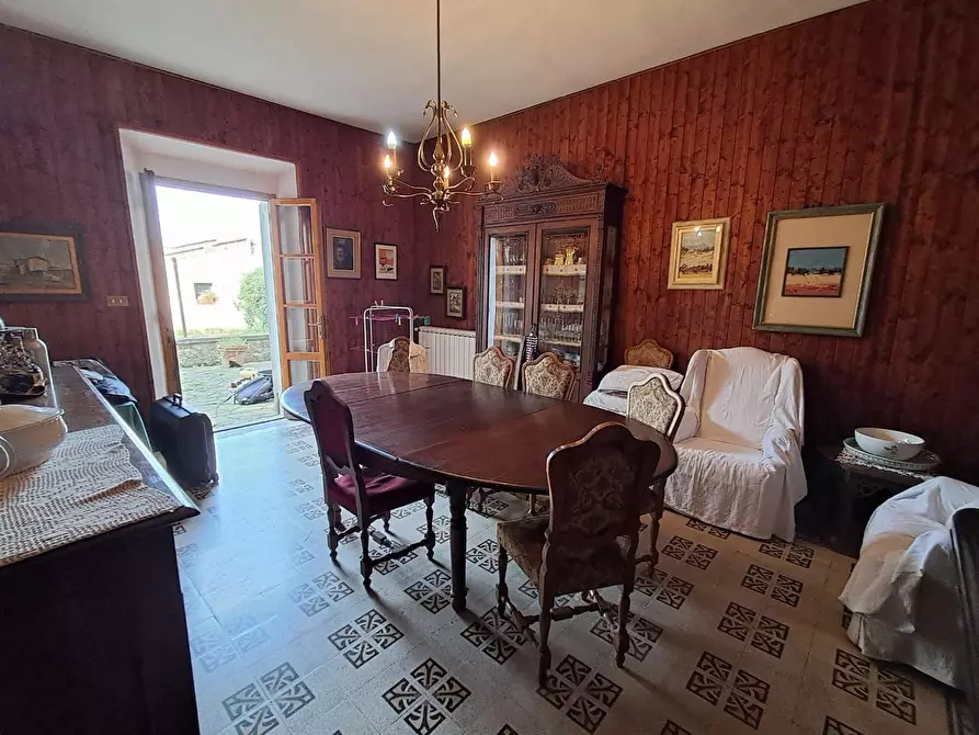 Immagine 9 di Villa in vendita  a Buti