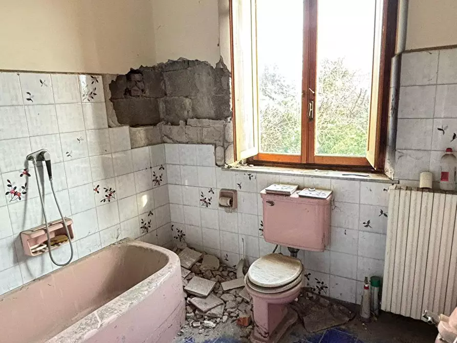 Immagine 17 di Terratetto in vendita  a Lucca