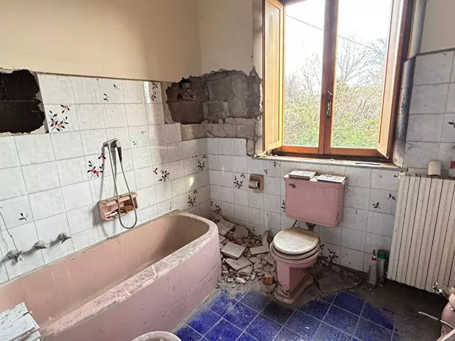 Immagine 16 di Terratetto in vendita  a Lucca