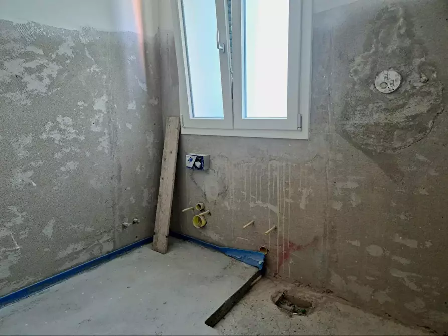 Immagine 26 di Casa bifamiliare in vendita  a Capannori