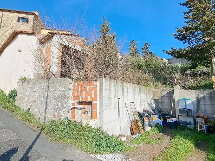 Immagine 2 di Terreno residenziale in vendita  a Rosignano Marittimo