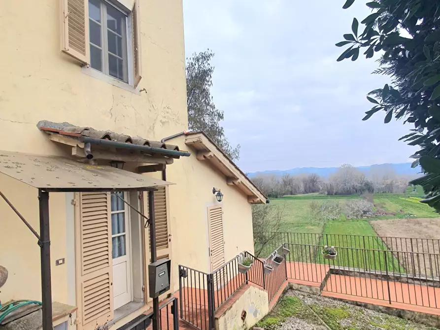 Immagine 39 di Terratetto in vendita  a Lucca