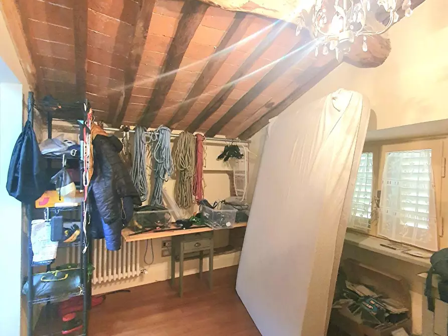 Immagine 36 di Terratetto in vendita  a Lucca