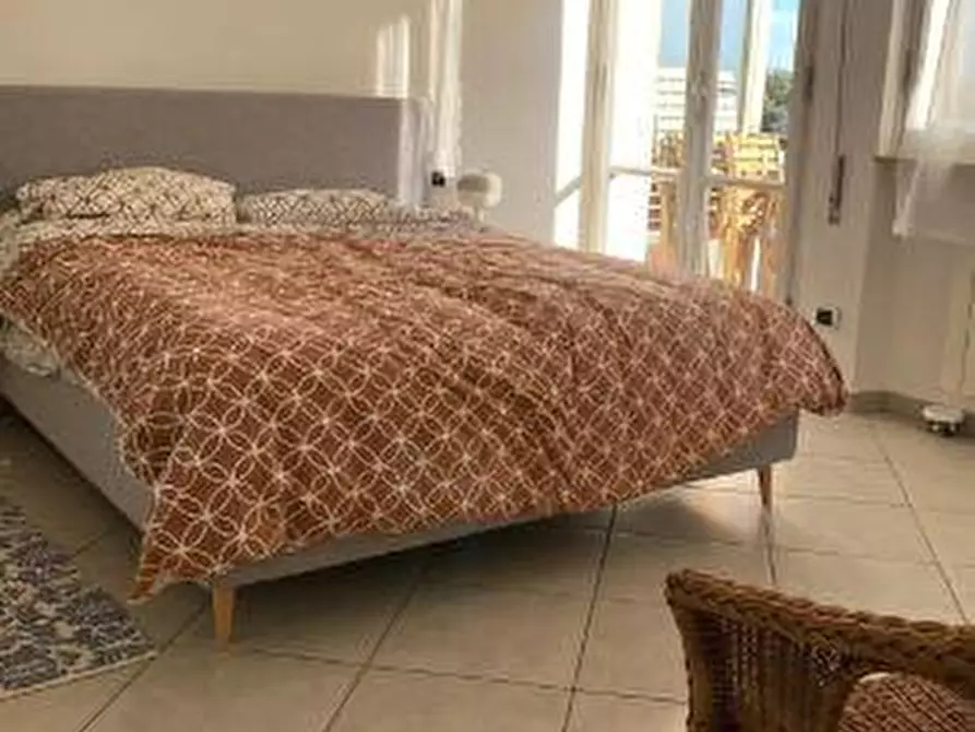 Immagine 21 di Appartamento in vendita  a Camaiore