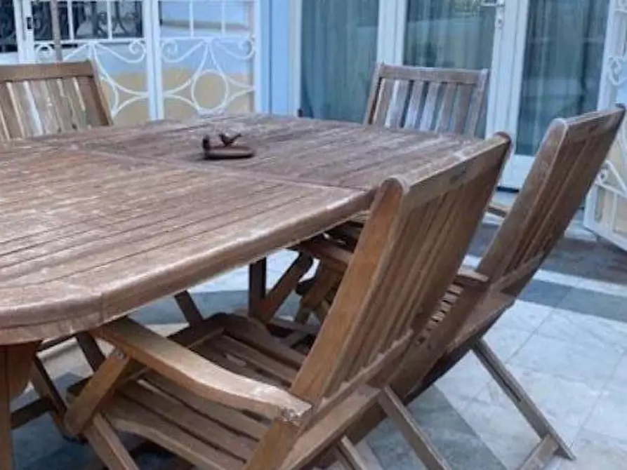 Immagine 5 di Appartamento in vendita  a Camaiore