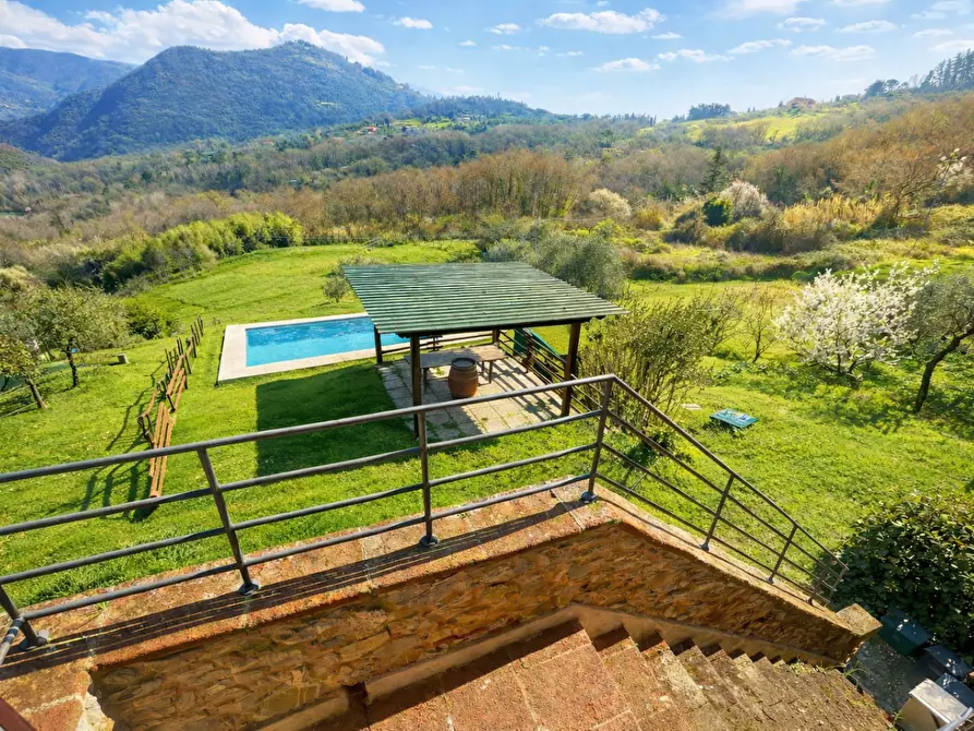 Immagine 4 di Terratetto in vendita  a Lucca