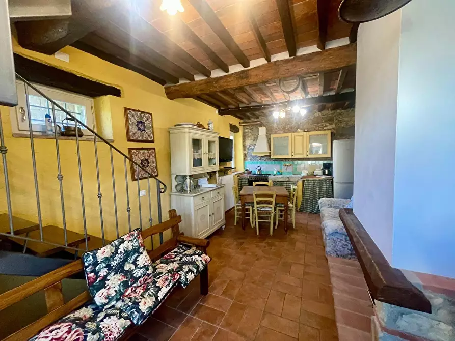 Immagine 17 di Terratetto in vendita  a Lucca