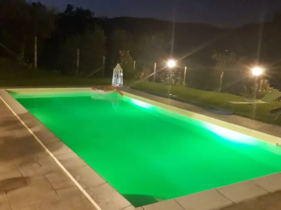 Immagine 5 di Terratetto in vendita  a Lucca