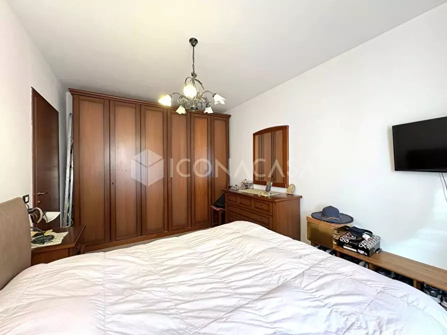 Immagine 17 di Appartamento in vendita  a Santa Maria A Monte