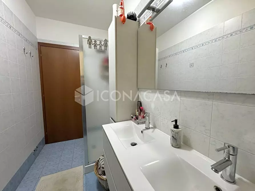 Immagine 22 di Appartamento in vendita  a Santa Maria A Monte