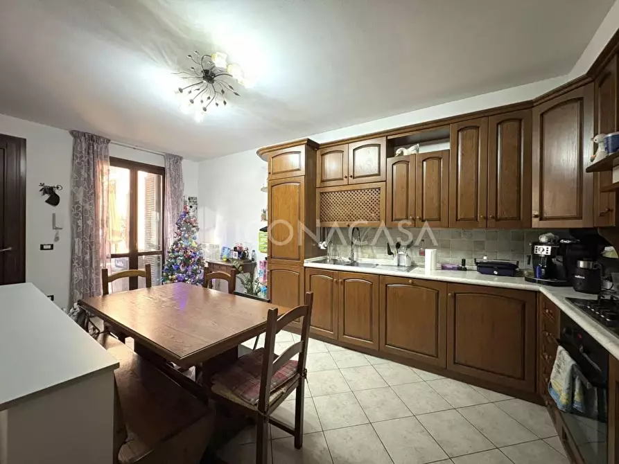 Immagine 6 di Appartamento in vendita  a Santa Maria A Monte