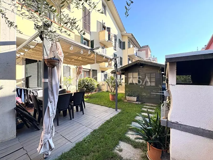 Immagine 23 di Appartamento in vendita  a Santa Maria A Monte