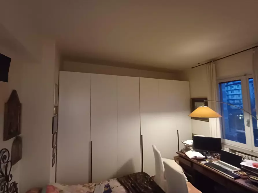 Immagine 26 di Appartamento in vendita  a Siena