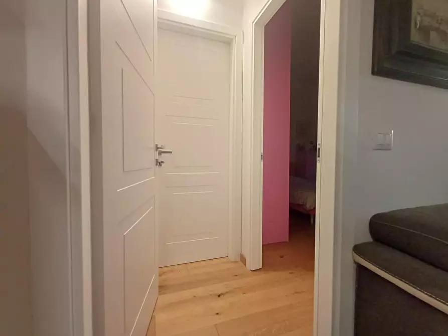 Immagine 22 di Appartamento in vendita  a Siena