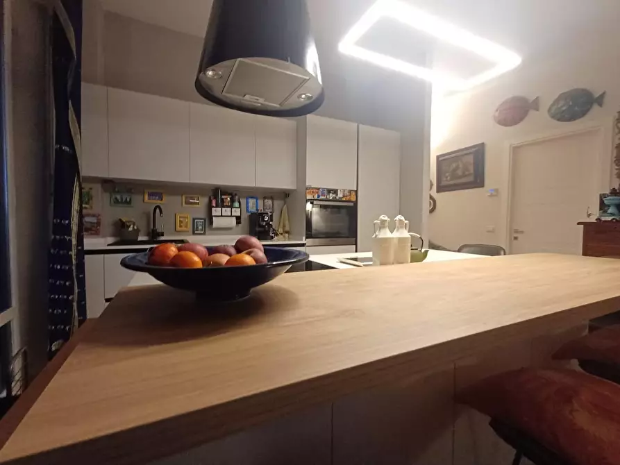 Immagine 4 di Appartamento in vendita  a Siena