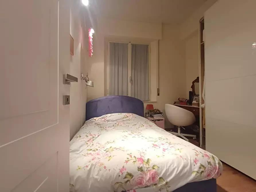 Immagine 12 di Appartamento in vendita  a Siena