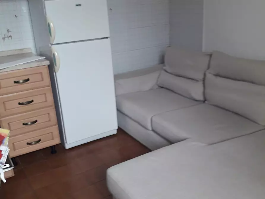 Immagine 3 di Appartamento in affitto  a Carrara