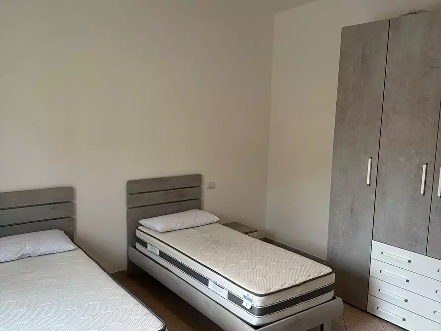 Immagine 10 di Appartamento in affitto  a Carrara